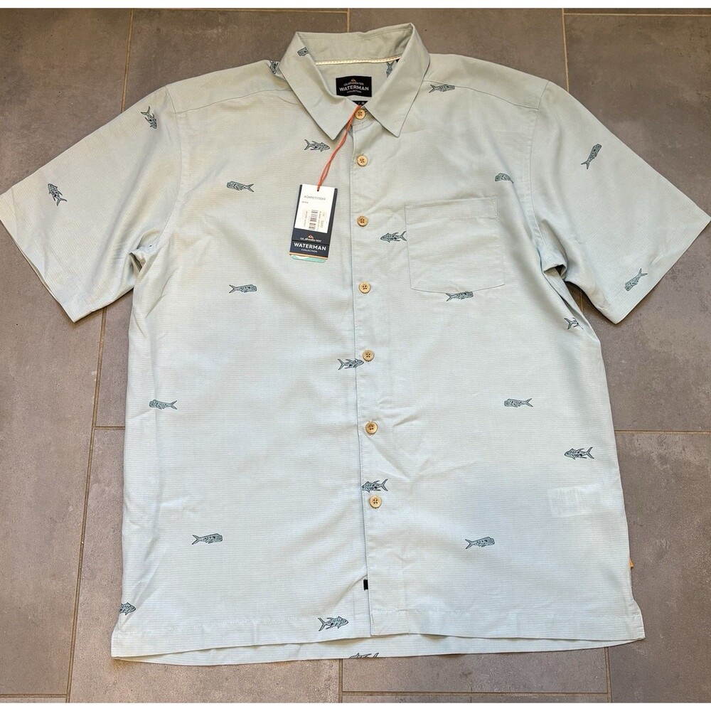 NWT Men’s Large Quicksilver Waterman Collection Fish Blue Short Sleeve Shirt